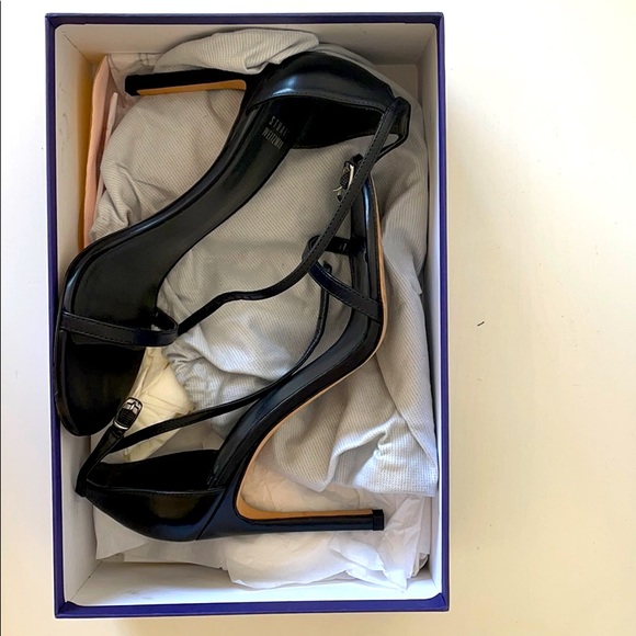 Like New Stuart Weitzman Nudistsong Heel - Picture 4 of 4